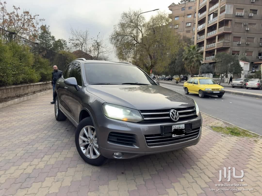 للبيع فوكس فاغن طوارق بنزين موديل 2014 ممشى 170 ألف جاهزية عالية 3600 CC / 6 سلندر للبيع فوكس فاغن طوارق بنزين موديل 2014 ممشى 170 ألف جاهزية عالية 3600 CC / 6 سلندر - فولكس واجن - 2014 - محافظة دمشق - صورة 3 من 6