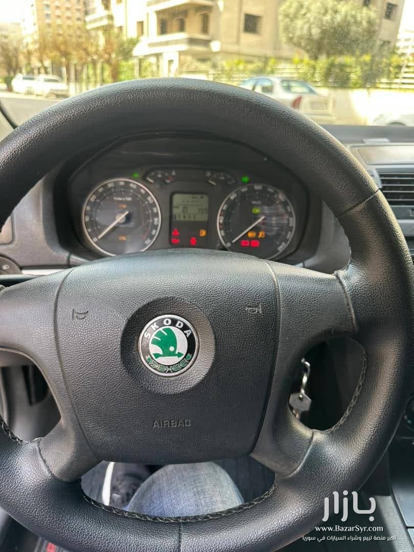 سكودا اوكتافيا 2005/2006 خالية جوا والسقف - زنار عالداير • محرك 2000 CC سكودا اوكتافيا 2005/2006 خالية جوا والسقف - زنار عالداير • محرك 2000 CC - سكودا - 2005 - محافظة دمشق - صورة 3 من 5