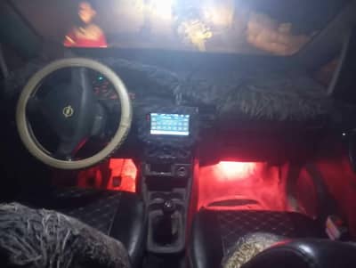 للبيع أوبل زافيرا OPel zafira ادخال أوربي قديم م 2002 خالية من الداخل بخ زنار محرك ديزل تيربو 125حصان 2171cc  - محافظة إدلب