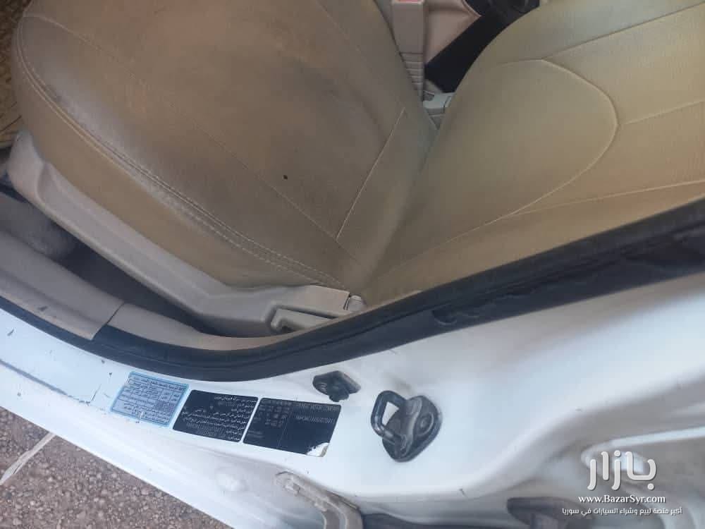 متاح سيارة للبيع 🚖فيرنا 2006تسجيل 2008خالية برا جوا عدا كم قطعة جنط ودولاب دارة رفع بلور كهربا  - هونداي - محافظة دمشق - صورة 2 من 7