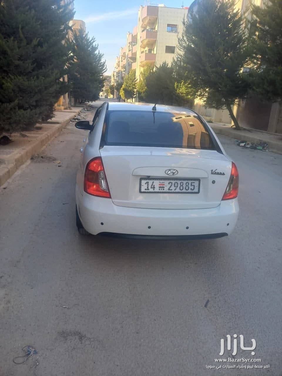 متاح سيارة للبيع 🚖فيرنا 2006تسجيل 2008خالية برا جوا عدا كم قطعة جنط ودولاب دارة رفع بلور كهربا  - هونداي - محافظة دمشق - صورة 6 من 7