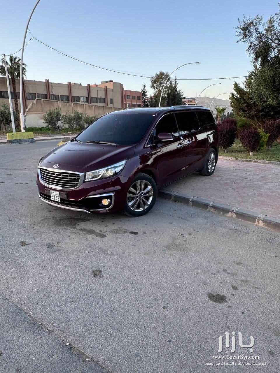 كيا كرنفال 2015 VIP وارد كوريا  9 راكب مازوت أصلي  محرك 2200cc  - كيا - 2015 - محافظة دمشق - صورة 2 من 4