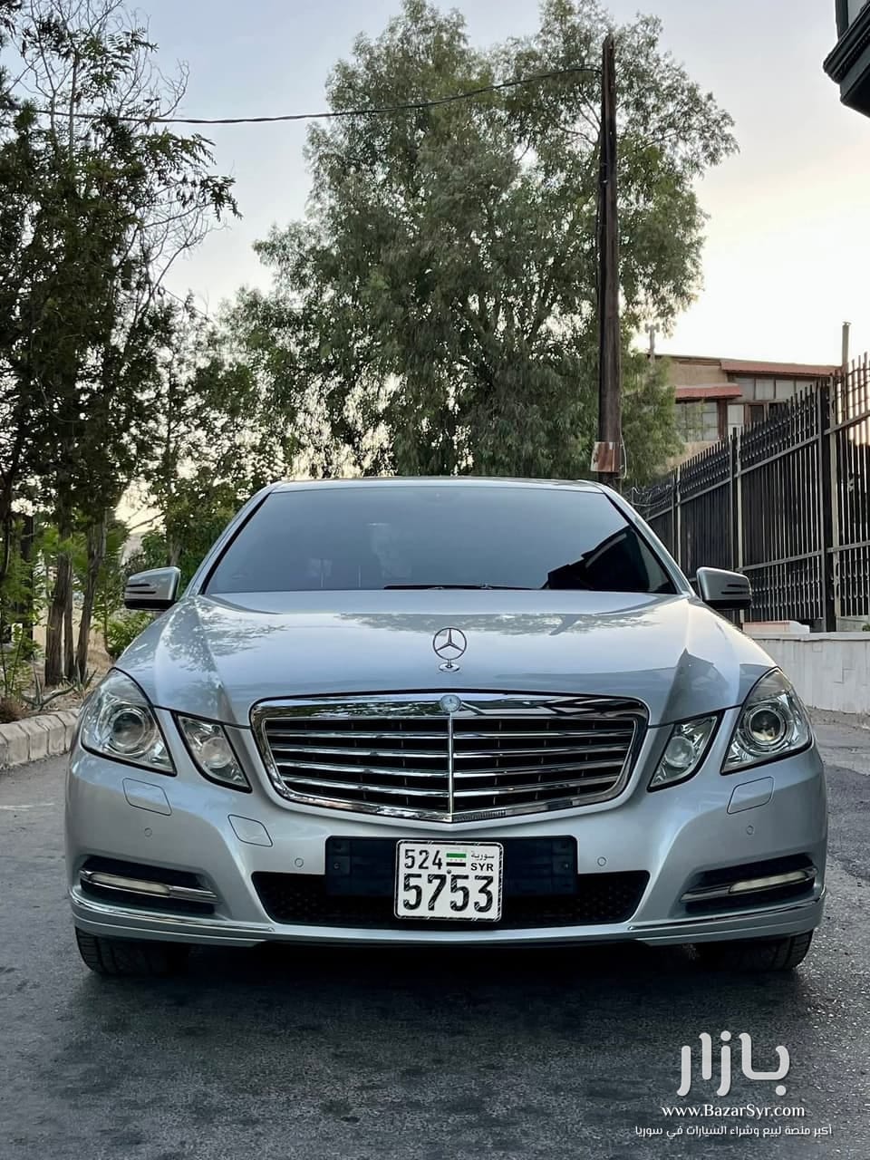 Mercedes Benz E300 موديل 2011 Mercedes Benz E300 موديل 2011 - مرسيدس - 2011 - محافظة دمشق - صورة 4 من 4