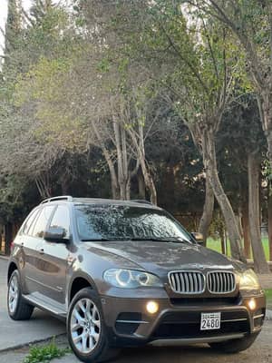 #_للبيع_في_دمشق             للبيع او داكيشة  اساسي M  شركة BM/X5/2012 3500 تنفس طبيعي  اكمل وصف بانوراما ورباعي - محافظة دمشق