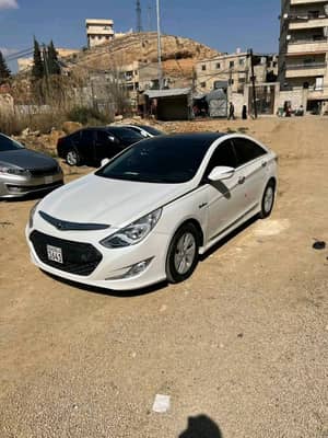 هونداي سوناتا 2014 هايبرد 500 بتنكة بحالة الوكالة في سيارة  - محافظة دمشق