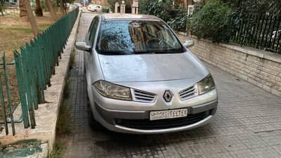 رينو ميغان 2006  خالية من الداخل والسقف زنار واطي للجمالية فقط بشحم الوكالة  - محافظة دمشق