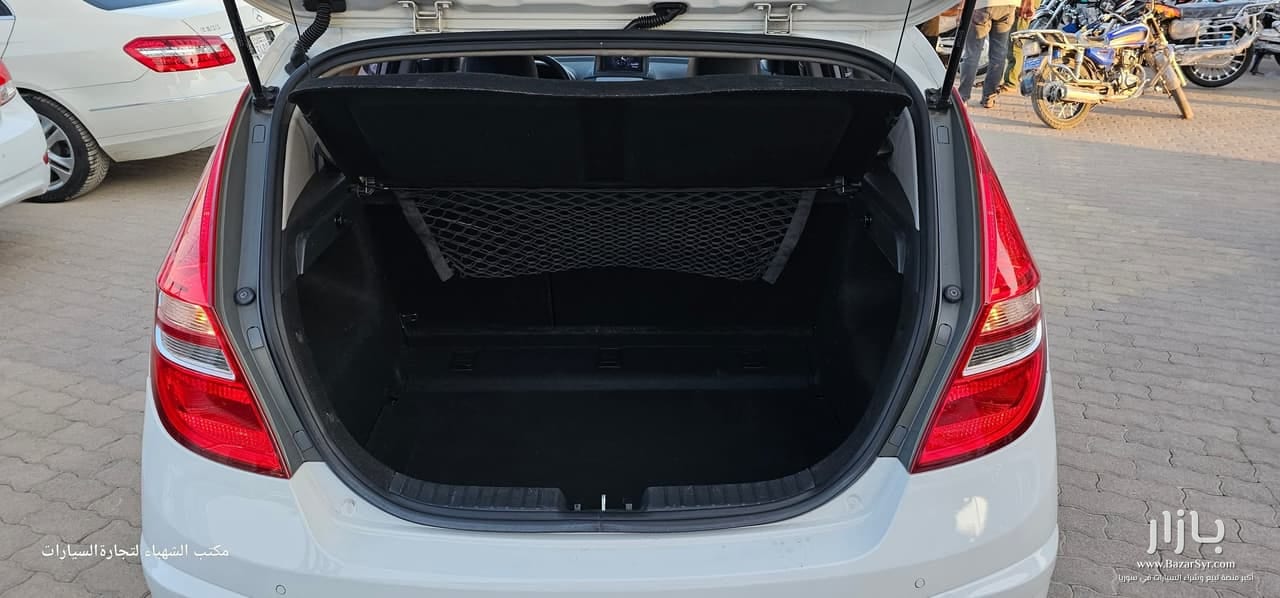 هونداي i30 أكمل وصف بل الشركه هونداي i30 أكمل وصف بل الشركه - هونداي - محافظة حلب - صورة 3 من 4