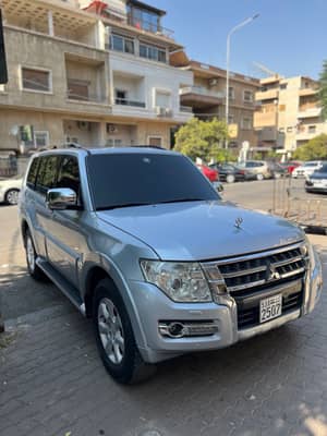 باجيرو ٢٠١٥ بحالة الوكالة سعر مغري - محافظة دمشق