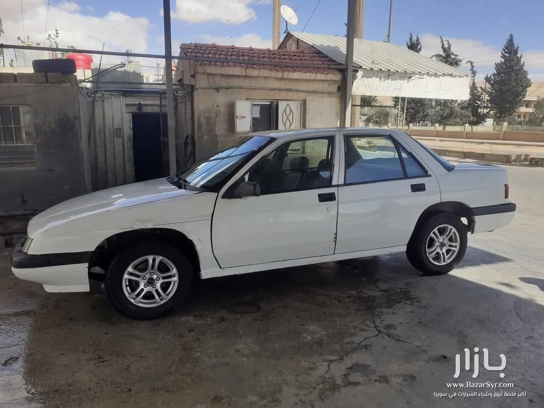 شفر موديل 93 سيارة خالية من جوا بخ من برا مع سقف شفر موديل 93 سيارة خالية من جوا بخ من برا مع سقف - شيفروليه - محافظة دمشق - صورة 3 من 3