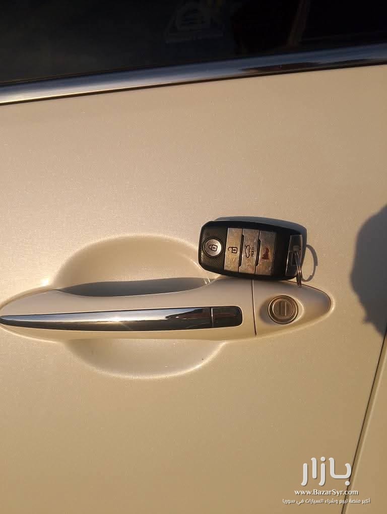 كياk3 موديل 2013 لون ابيض لولو  بانزين 1600cc اكمل وصف ماعدة فتحة سقف  - كيا - 2013 - محافظة دمشق - صورة 7 من 7