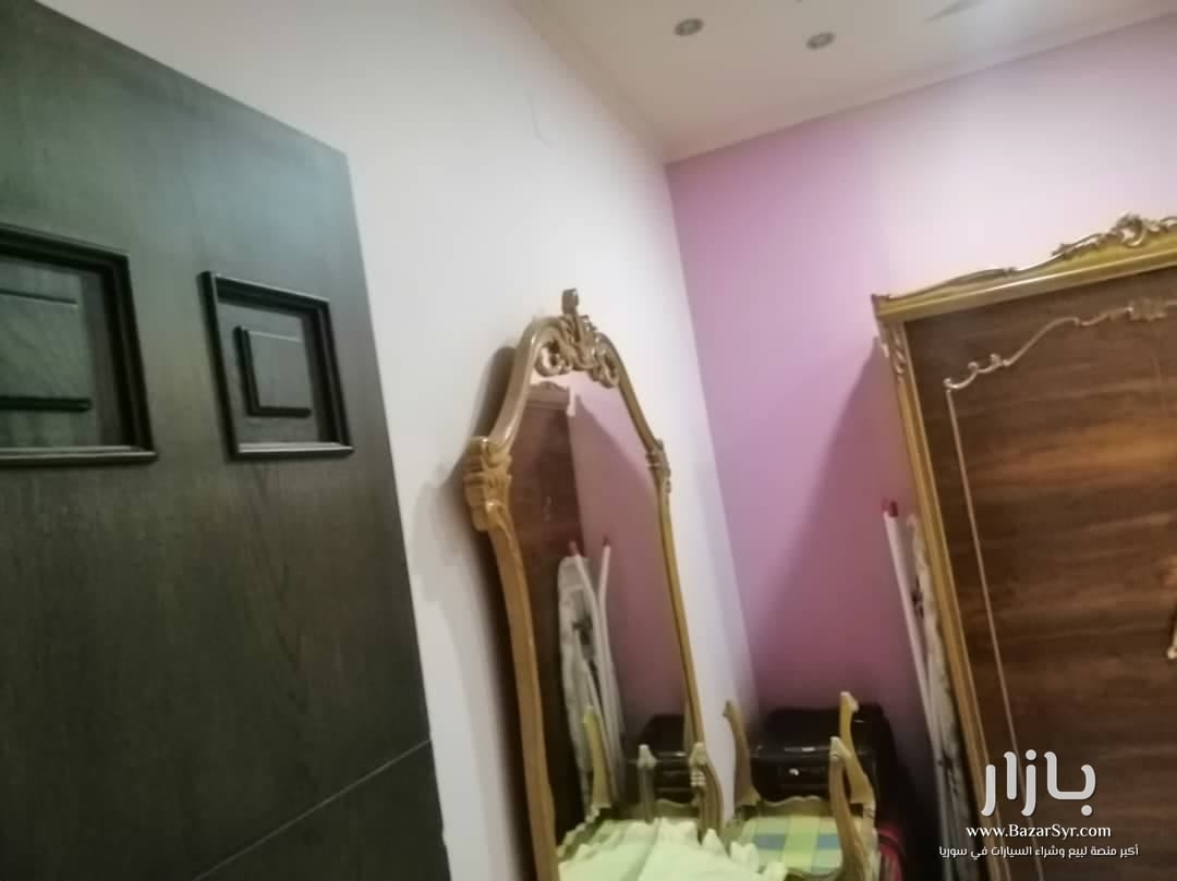 شقة في حلب الجديدة الجنوبي بعد مشفى الرجاء طابق أول مؤلف من ٦ غرف مع ضهر كراج مساحة إجمالية ٣٥٠ متر ديكور ديلوكس تدفئة مركزية السعر ((( ٣٠٠ ألف دولار ))) للجادين التواص… See more - محافظة حلب - صورة 9 من 15
