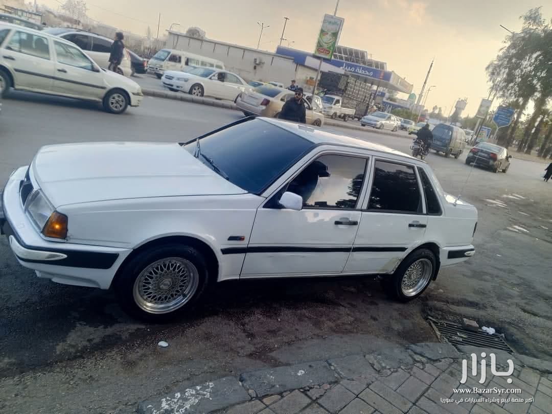 VOLVO__460 -خالية برا جوا VOLVO__460 -خالية برا جوا - فولفو - محافظة دمشق - صورة 2 من 4