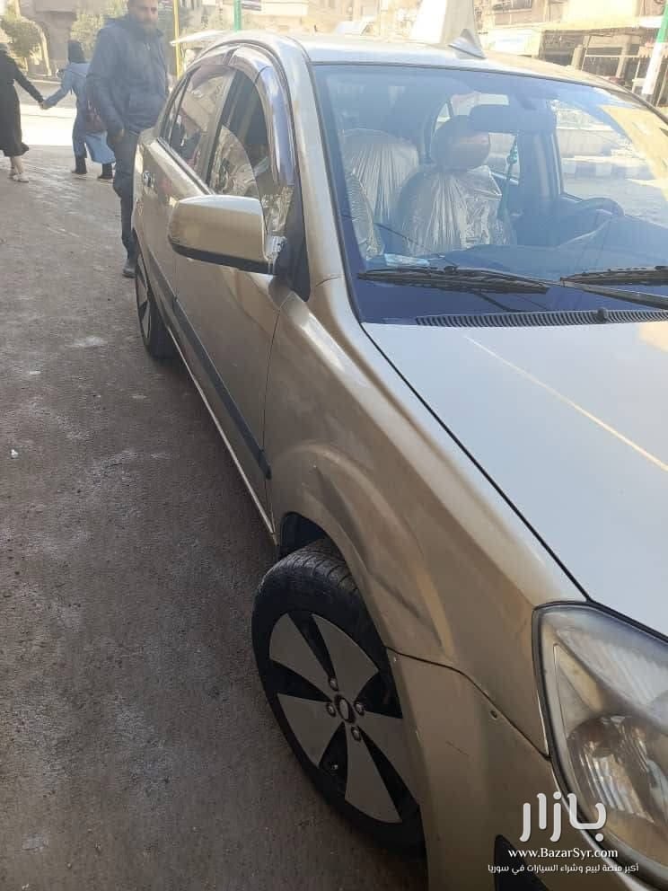 للبيع كيا ريو كرت9/10 خالية من الداخل والخارج عدة قطعتين من الخارج تمتيك للبيع كيا ريو كرت9/10 خالية من الداخل والخارج عدة قطعتين من الخارج تمتيك - كيا - محافظة دمشق - صورة 2 من 9