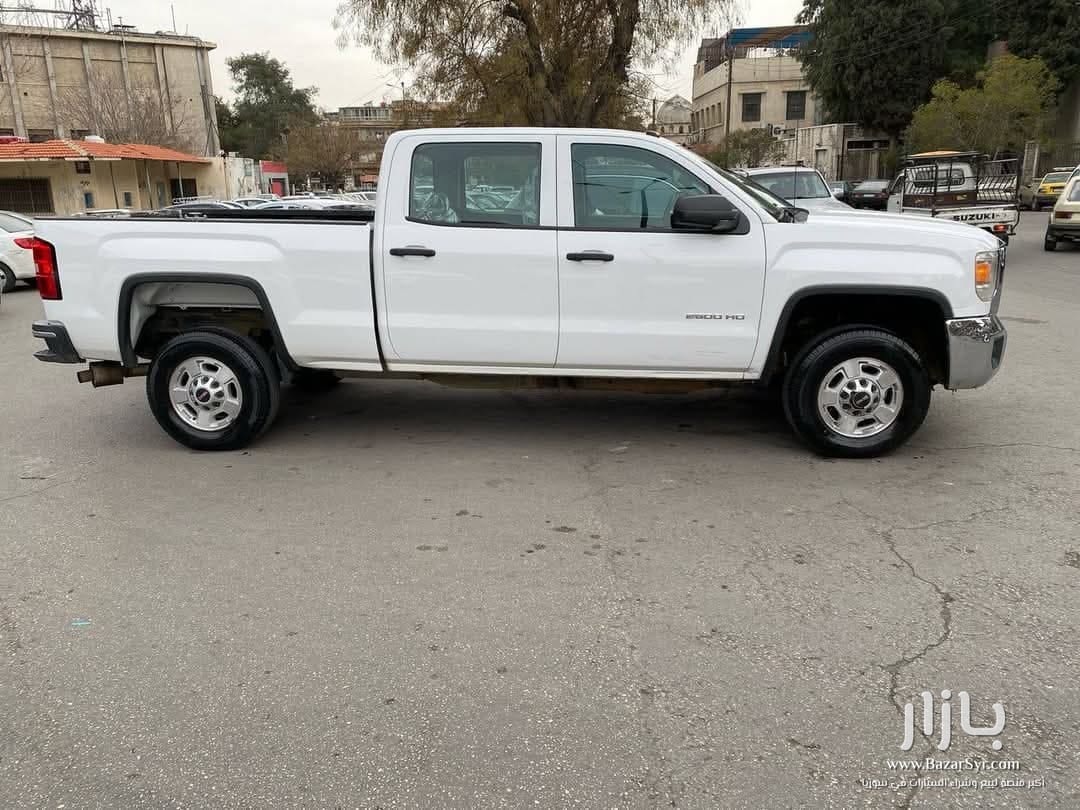 GMC 2015 5300cc رباعي اكمل وصف GMC 2015 5300cc رباعي اكمل وصف - جي إم سي - 2015 - محافظة دمشق - صورة 3 من 4