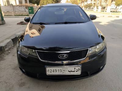 كيا سيراتو فورتي بنزين أوربي السياره كامله الوصف فتحه جلد مطعم دجتل ٣ بصمات جنط ملكي - محافظة إدلب
