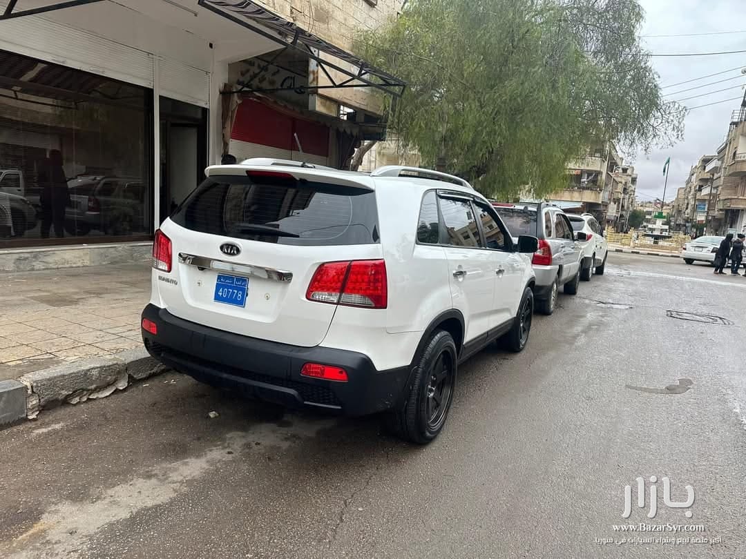 كيا سيرنتو كيا سيرنتو - كيا - محافظة إدلب - صورة 3 من 4