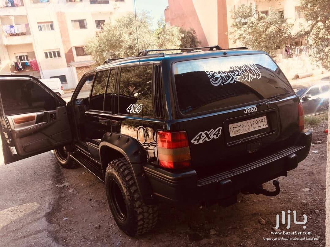 شيروكي تحديث كامل لل٢٠٠٦(بينزين) لون اسود ملكي شيروكي تحديث كامل لل٢٠٠٦(بينزين) لون اسود ملكي - جيب - محافظة اللاذقية - صورة 3 من 5