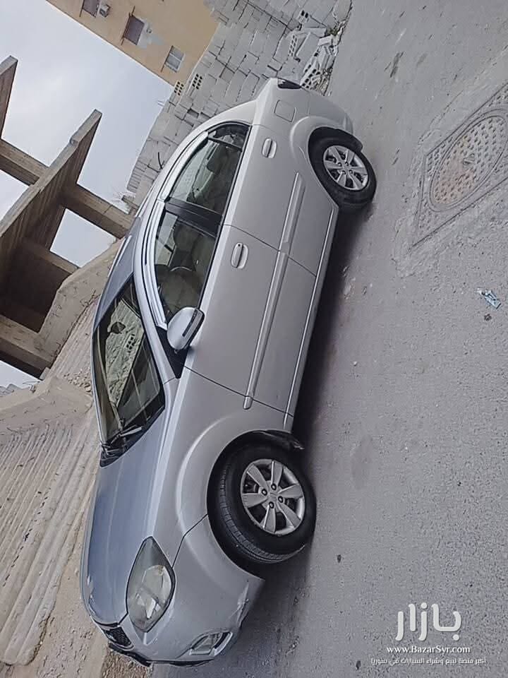 بسم الله الرحمن الرحيم يا جبار يا الله سياره للبيع ريو موديل 10 تسجيل 10 خالي العلم بره جوه الوصف دقيق ماتور 100% غرفه 100% غماز مرايه طارت فورتي  - كيا - محافظة دمشق - صورة 3 من 5