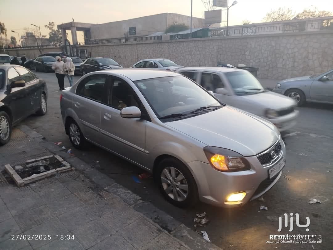 للبيع كيا ريو ٢٠١١/٢٠١١ خالية من الداخل ولا خدش بحالة الوكالة تمامن زنار خارجي جرد لون مافيها بلور مبدل مفتاحين الوكالة للبيع كيا ريو ٢٠١١/٢٠١١ خالية من الداخل ولا خدش بحالة الوكالة تمامن زنار خارجي جرد لون مافيها بلور مبدل مفتاحين الوكالة - كيا - 2011 - محافظة دمشق - صورة 3 من 4