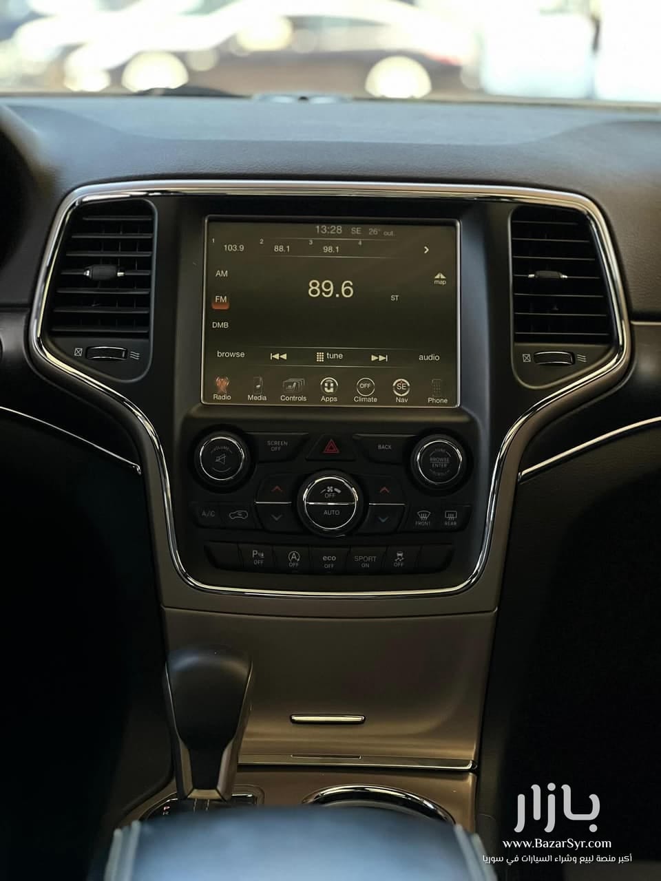 جيب جراند شيروكي 2017 ليمتد Jeep Grand Cherokee  بحالة الوكالة ولاغلطة عالفحص - جيب - 2017 - محافظة اللاذقية - صورة 13 من 17