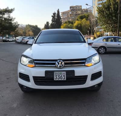 فولكسفاغن طوارق  _ سنة الصنع 2013 _ المحرك 6 سلندر 3000cc _ خالية العلام ولا غرام بوية  - محافظة دمشق