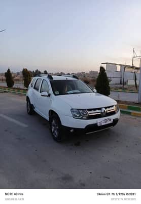 للبيع  رينو داستر DUSTER فرنسي الصنع كرتها 2015  محرك 1600 مازوت اقتصادي  300 كيلو بالتنكة  - محافظة دمشق