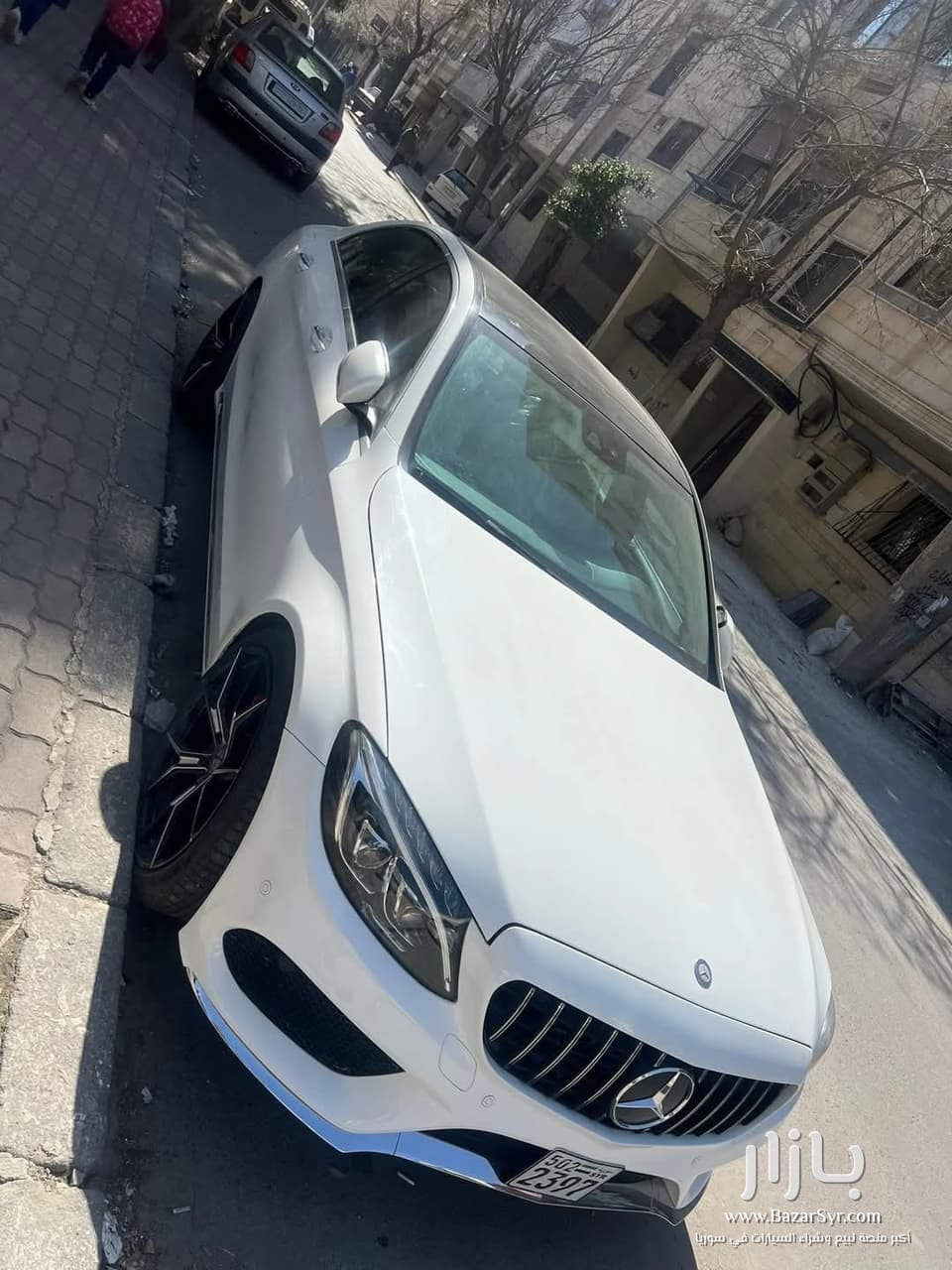 للبيع مرسيدس c300  موديل 2016 بنزين مجمركه وارد أمريكا ماشيه ١٢٥ الف ايرباغات الوكاله فول  - مرسيدس - 2016 - محافظة دمشق - صورة 3 من 8