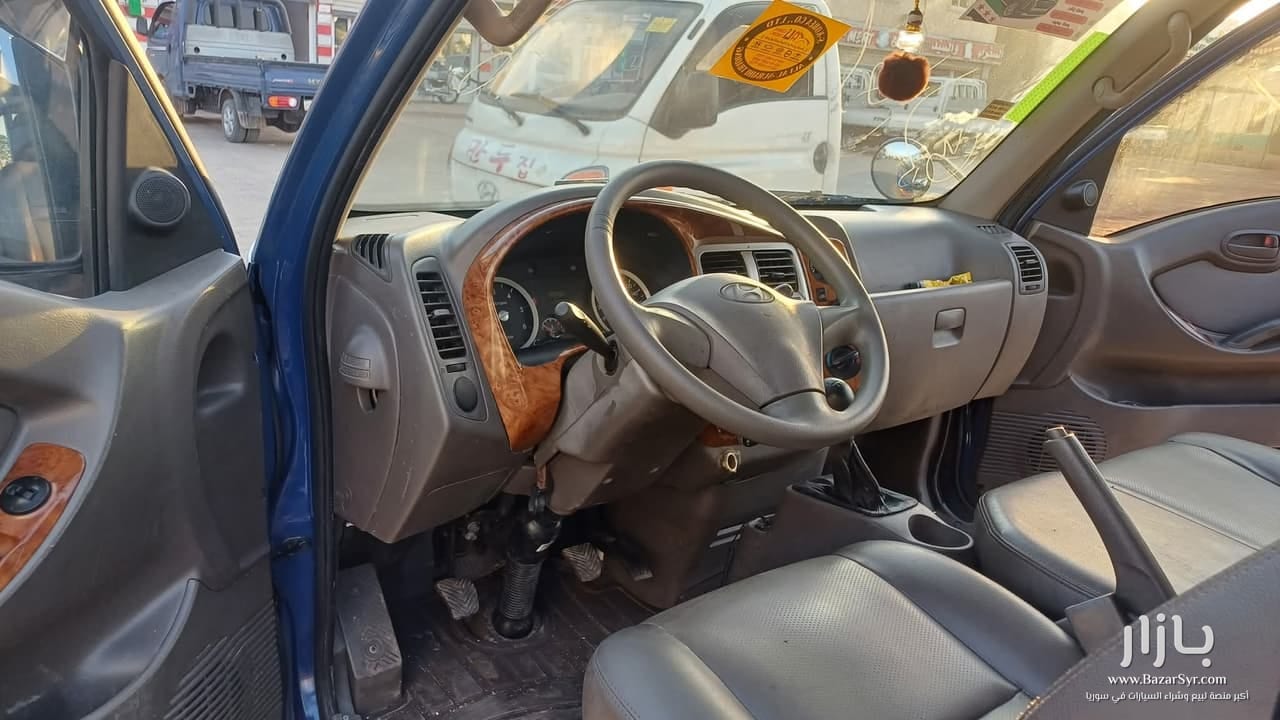 بورتر ٢٠١٠ سيري ٢٠١١ تخريج اسبوع كير عادي بورتر ٢٠١٠ سيري ٢٠١١ تخريج اسبوع كير عادي - هونداي - 2010 - محافظة إدلب - صورة 4 من 4