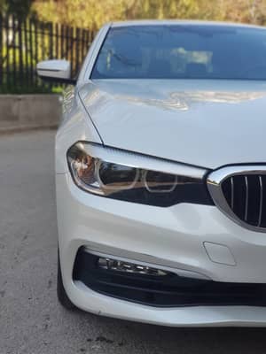     👈Bmw520i👉      (((((( من المالك مباشر ))))))  سنه الصنع : 2018 💫💫💫💫  عداد : 82 الف كم ❣️❣️❣️ - محافظة دمشق