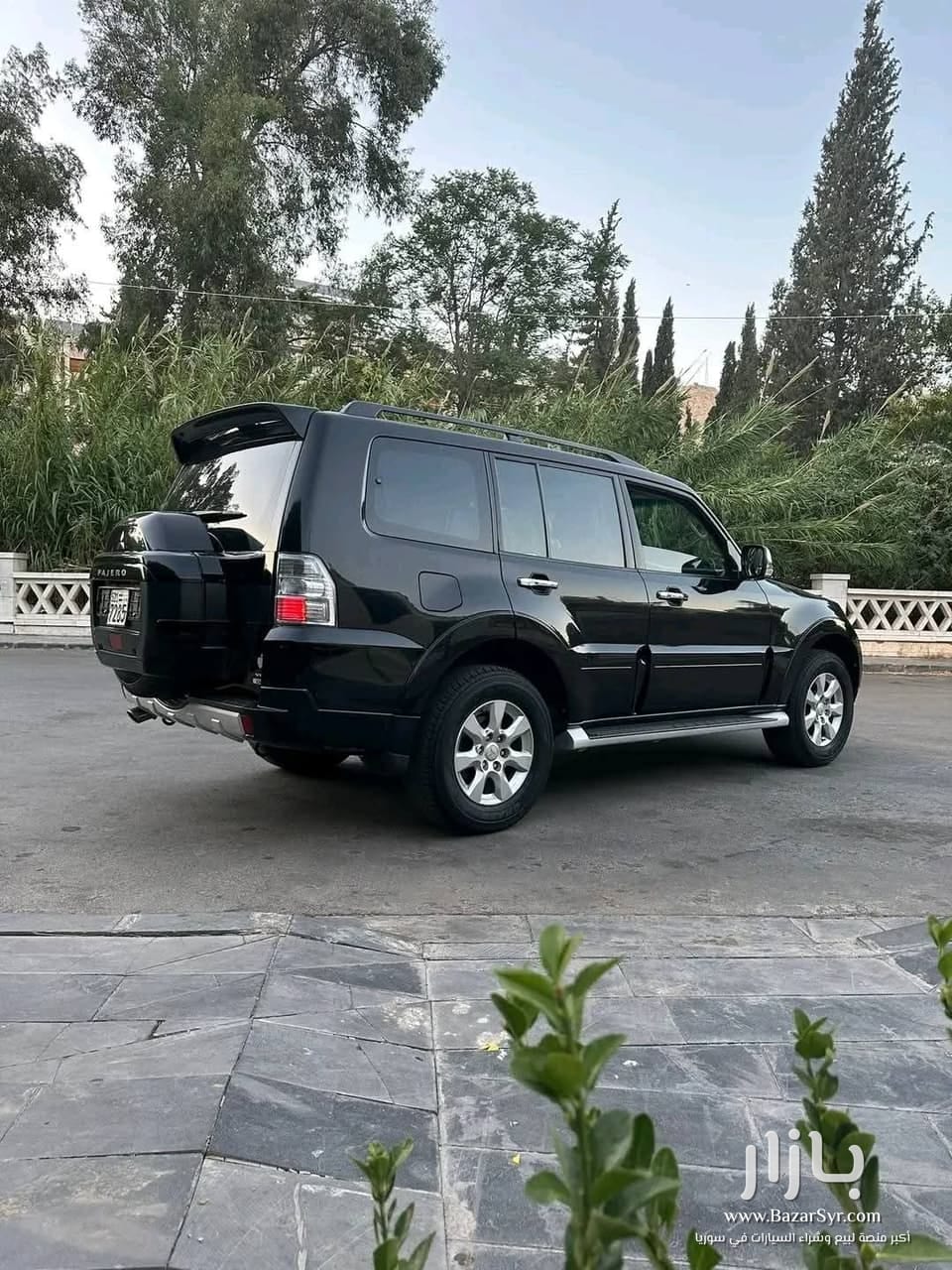 اليابانية بالكامل المرغوبة Mitsbuishi Pajero اليابانية بالكامل المرغوبة Mitsbuishi Pajero - متسوبيشي - محافظة دمشق - صورة 3 من 5