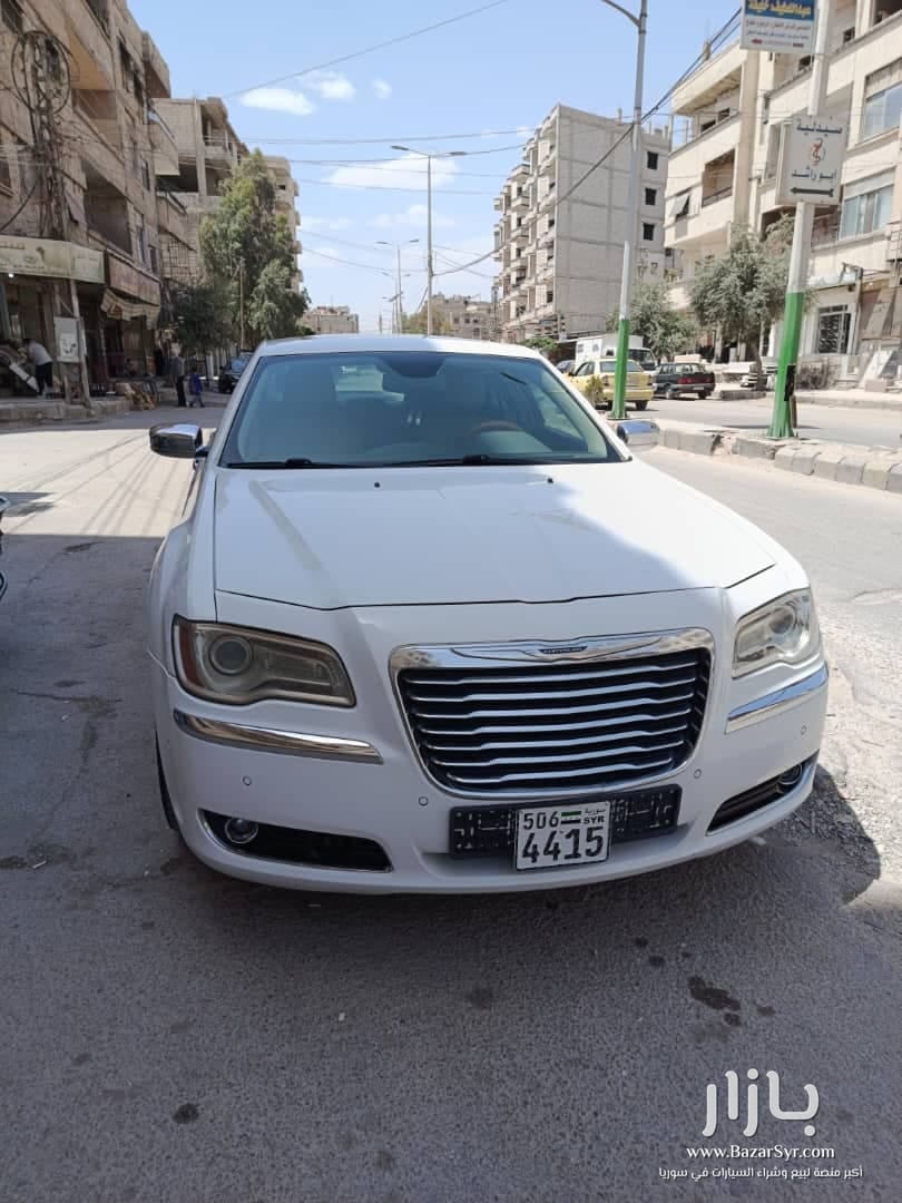 كرايسلر 300c محرك هيمي 8سلندر قطرية موديل 2012 خالية كرايسلر 300c محرك هيمي 8سلندر قطرية موديل 2012 خالية - كريسلر - 2012 - محافظة دمشق - صورة 5 من 10