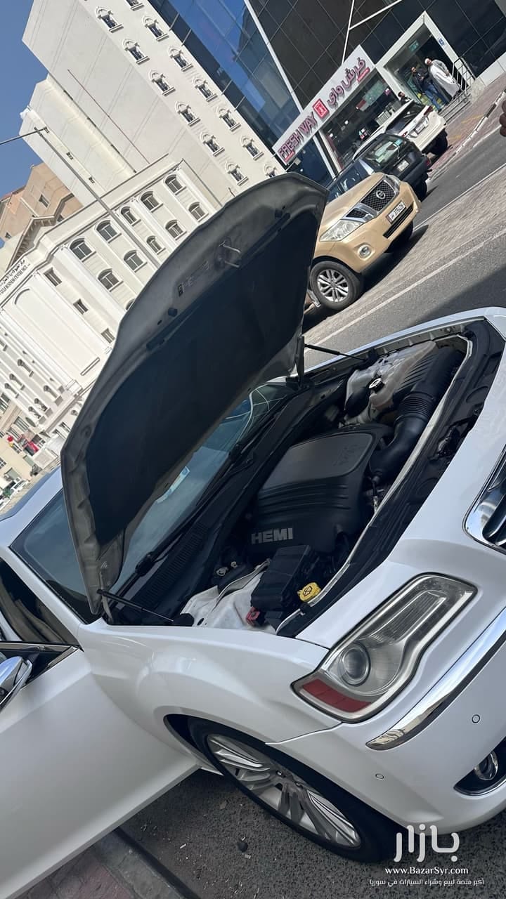 كرايسلر 300c محرك هيمي 8سلندر قطرية موديل 2012 خالية كرايسلر 300c محرك هيمي 8سلندر قطرية موديل 2012 خالية - كريسلر - 2012 - محافظة دمشق - صورة 9 من 10
