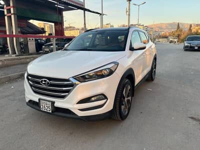 هيونداي توسان 2017 محرك بنزين اربعة سلندر 2000cc اوتوماتيك سقف  - محافظة دمشق