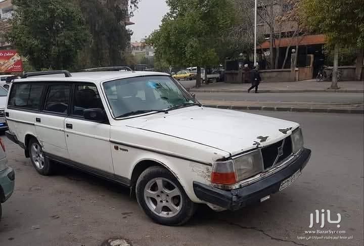 للبيع سيارة فولفو ستيشن بلور كهربا جنط ودوليب ممتازين للبيع سيارة فولفو ستيشن بلور كهربا جنط ودوليب ممتازين - فولفو - محافظة دمشق - صورة 4 من 6