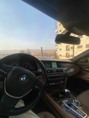للبيع bmw ٧٣٠ خاليه برا جوا عدا ثلاث قطع خارجيه - محافظة دمشق