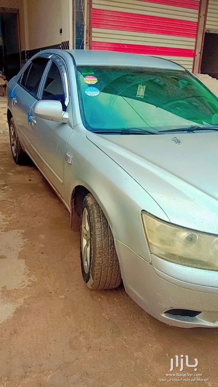 للبيع سيارة هيونداي سوناتا بنزين 2009 نظيفة وجاهزة للاستخدام للبيع سيارة هيونداي سوناتا بنزين 2009 نظيفة وجاهزة للاستخدام - هونداي - 2009 - محافظة حلب - صورة 6 من 6