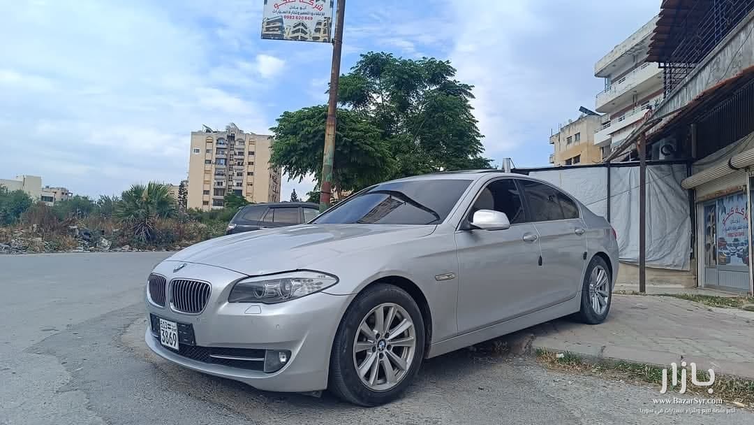 بي ام 528 موديل 2012بانزين كامله فل بحاله ممتازه بي ام 528 موديل 2012بانزين كامله فل بحاله ممتازه - بي إم دبليو - محافظة اللاذقية - صورة 3 من 5