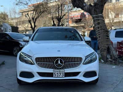 مارسيدس c300 موديل 2015  خالية برا جوا فيها قطعتين بخ - محافظة دمشق