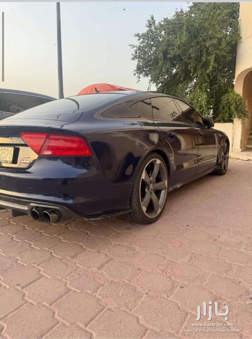 اودي rs 2014 وارد الكويت اكمل وصف رقم ١ شاشة وسطية كراسي جلد كراسي كهربا ابواب شفط فتحة تحكم سكان  - أودي - 2014 - محافظة دمشق - صورة 7 من 8