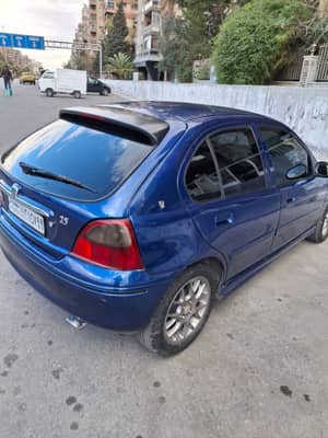 روفر  ٢٥. انكليزية الصنع  كرت ٢٠٠١  خالية جوا. زنار برا  محرك ١٨٠٠ طلقه جديد معمر كامل من شهر  دوزان صيانه كاملة من اسبوع  ABS - محافظة دمشق