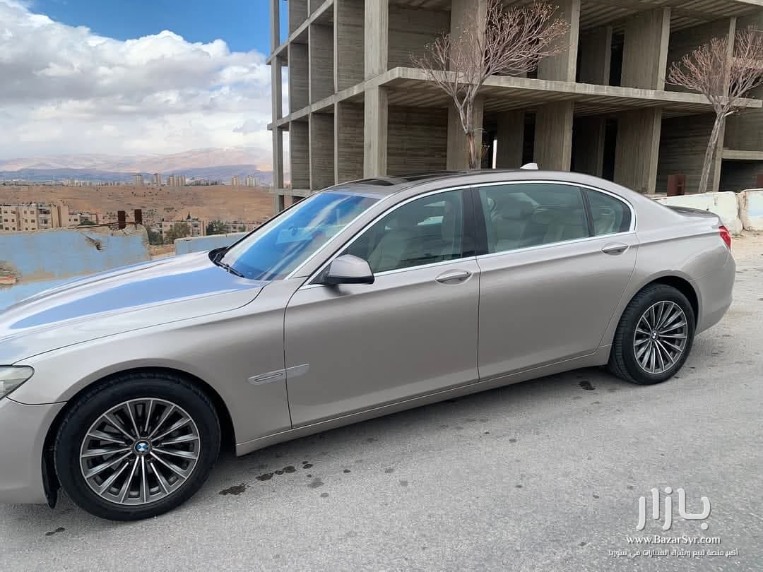 سيارة BMW 730Li ( بانزين ) سنة الصنع 2011 وارد الكويت  - بي إم دبليو - 2011 - محافظة دمشق - صورة 4 من 4