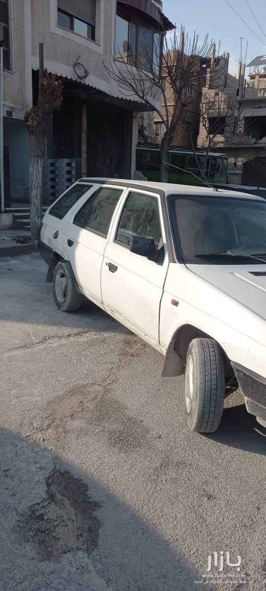 للبيع"سكودا فورمن 95خاليه برا جوا بشحم السياره جاهزه من كل شيء للبيع"سكودا فورمن 95خاليه برا جوا بشحم السياره جاهزه من كل شيء - سكودا - محافظة دمشق - صورة 1 من 5