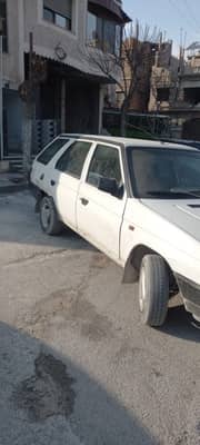 للبيع"سكودا فورمن 95خاليه برا جوا بشحم السياره جاهزه من كل شيء - محافظة دمشق