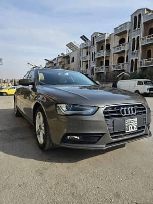 Audi A4 2015  بنزين ٤ سلندر محرك اقتصادي مع وضعيات قياده عديدة - محافظة حماة