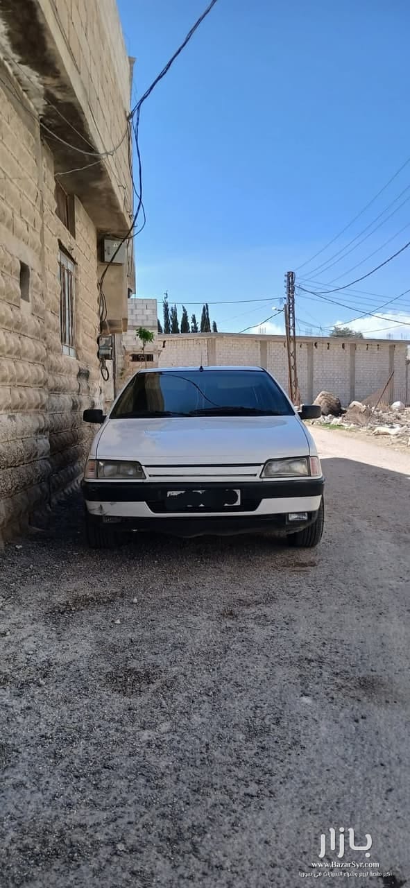 للبيع بيجو  ٤٠٥ كرت ٧/٥ شد أمامي  خالية من برة و جوا - بيجو - محافظة دمشق - صورة 3 من 3