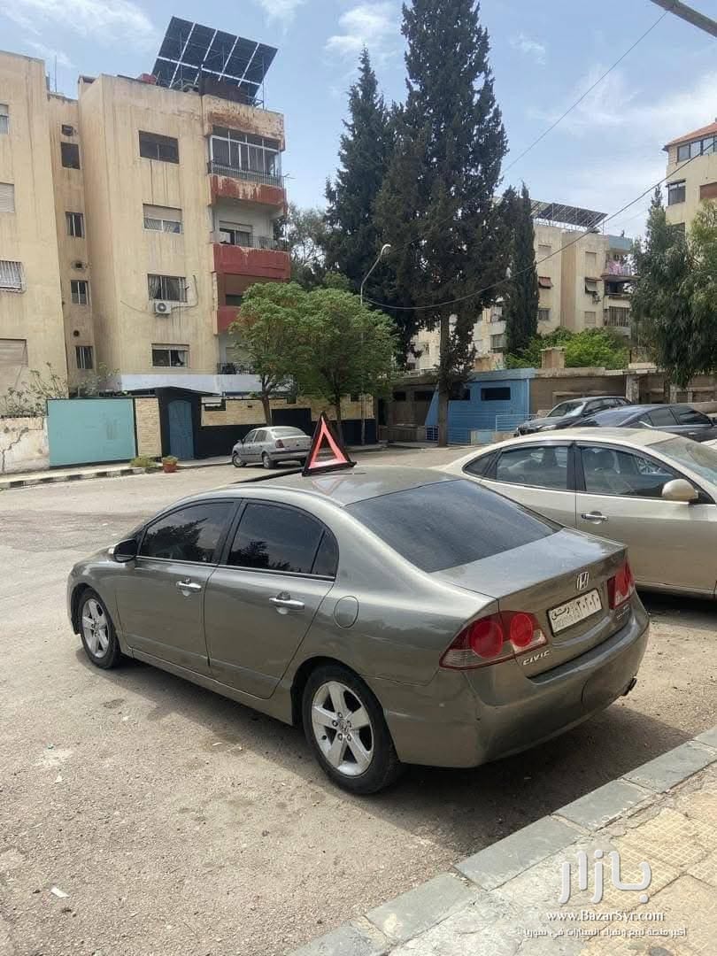 الطراز  : HONDA CIVIC              هوندا سيفيك       الفئة   :  سياحية  - هونداي - محافظة دمشق - صورة 3 من 4